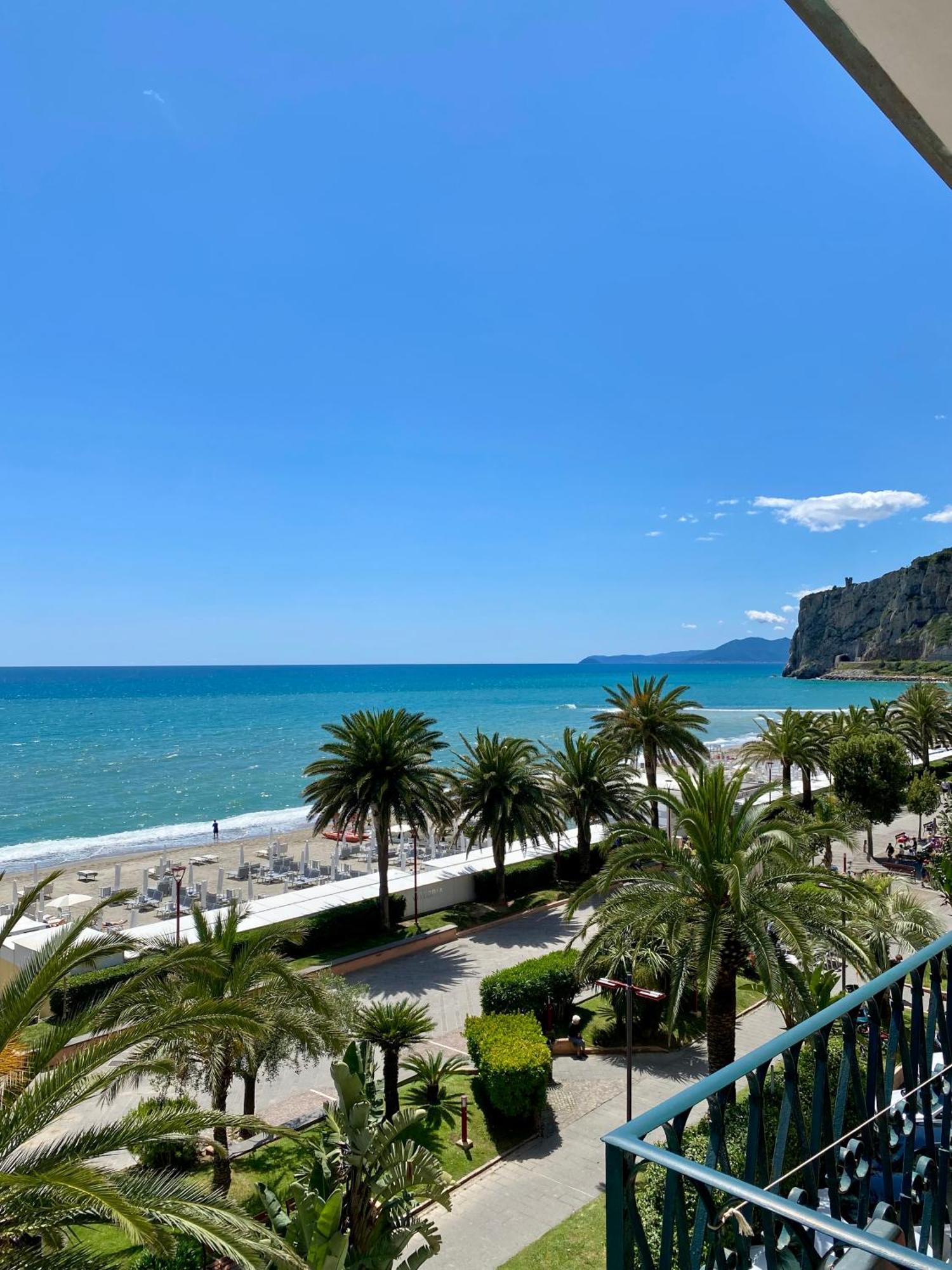 Hotel Gambone Finale Ligure Exterior foto